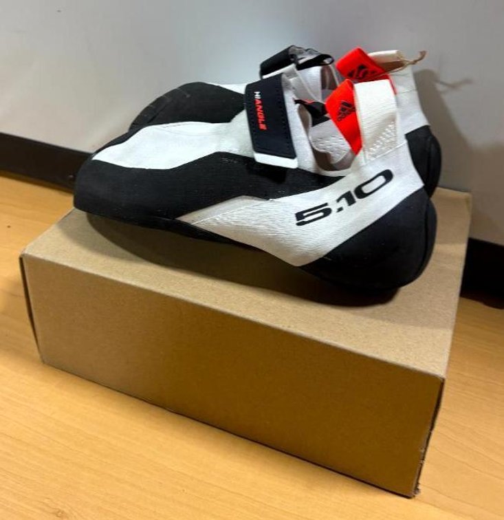 New Five Ten Hangle Tokyo C Size 12 Women's Shoes, Black, White, Red
