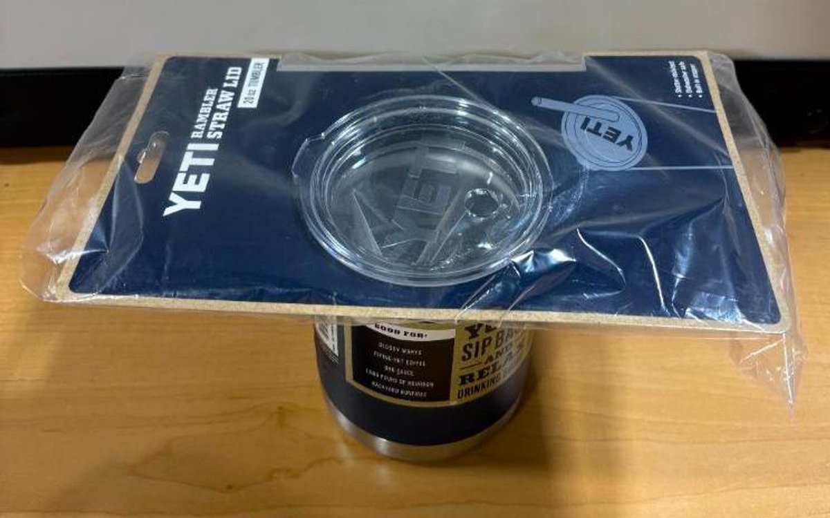 New, YETI Navy Blue Rambler 10oz Lowball Tumbler w/ Straw Lid