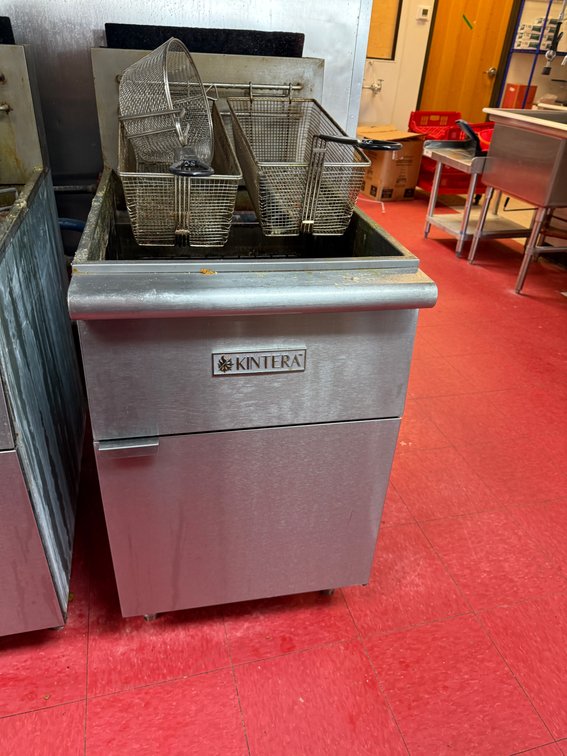 Kintera Model KF5-N Natural Gas Floor Fryer, 150,000 BTU, Fixed Base, Mfg. 12-18-2018