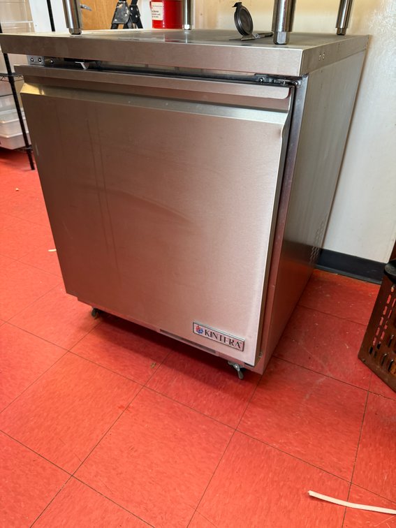 Kintera KUC27F, Single Door Worktop Freezer on Mobile Base, Works Great