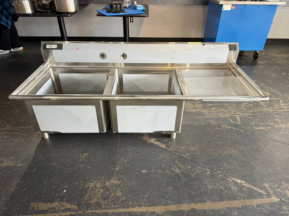 New Regency 2-Compartment Deep Well Wash Sink, 600S224242R, NSF 77in x 30in, 14in D (NO LEGS)