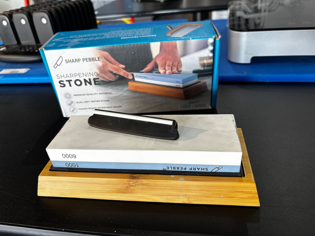 Sharp Pebble Sharpening Stone, Grit 1000/6000, Appears New w/ Orig. Box