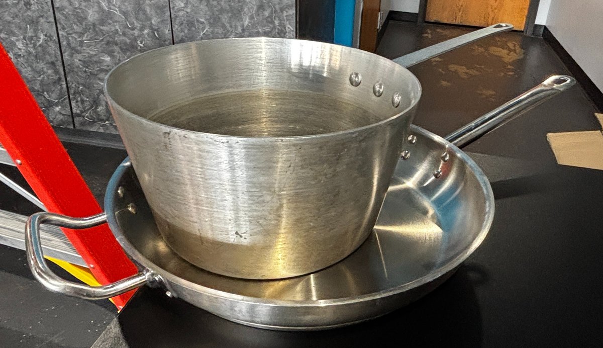 Winco ASP-5 NSF Tapered 5qt Sauce Pan & Winco SSFP-12 NSF Stainless 12in Fry Pan, HD