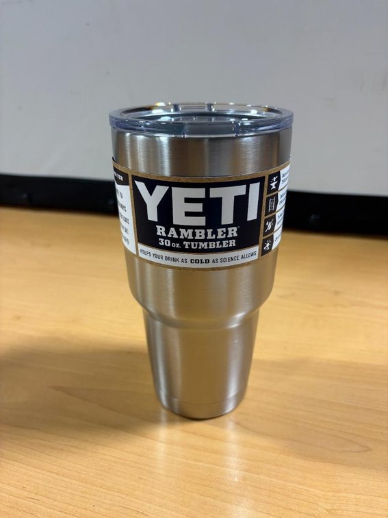 YETI Rambler 30oz Tumbler, Stainless Steel, New - TM