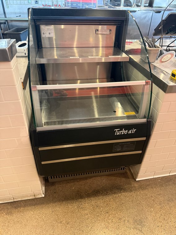 Turbo Air Model: TOM-30LB 28-1/2in Horizontal Open Air Display Horizontal Gran 'n Go Merchandiser Refrigerator