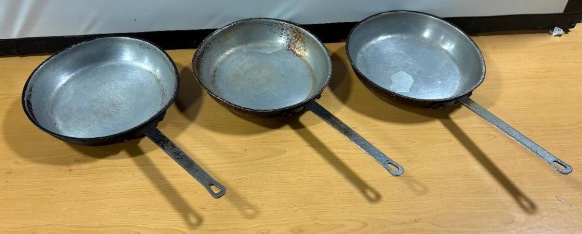 Lot of 3, 12in Fry Pans