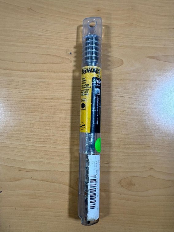 New, DeWalt 9/16in Concrete Bit