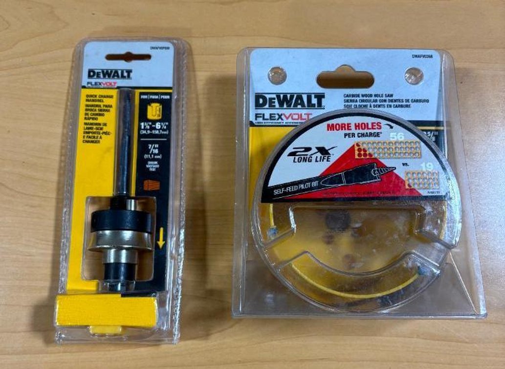 New, DeWalt Hole Saw and Arbor Set, See Images for Details