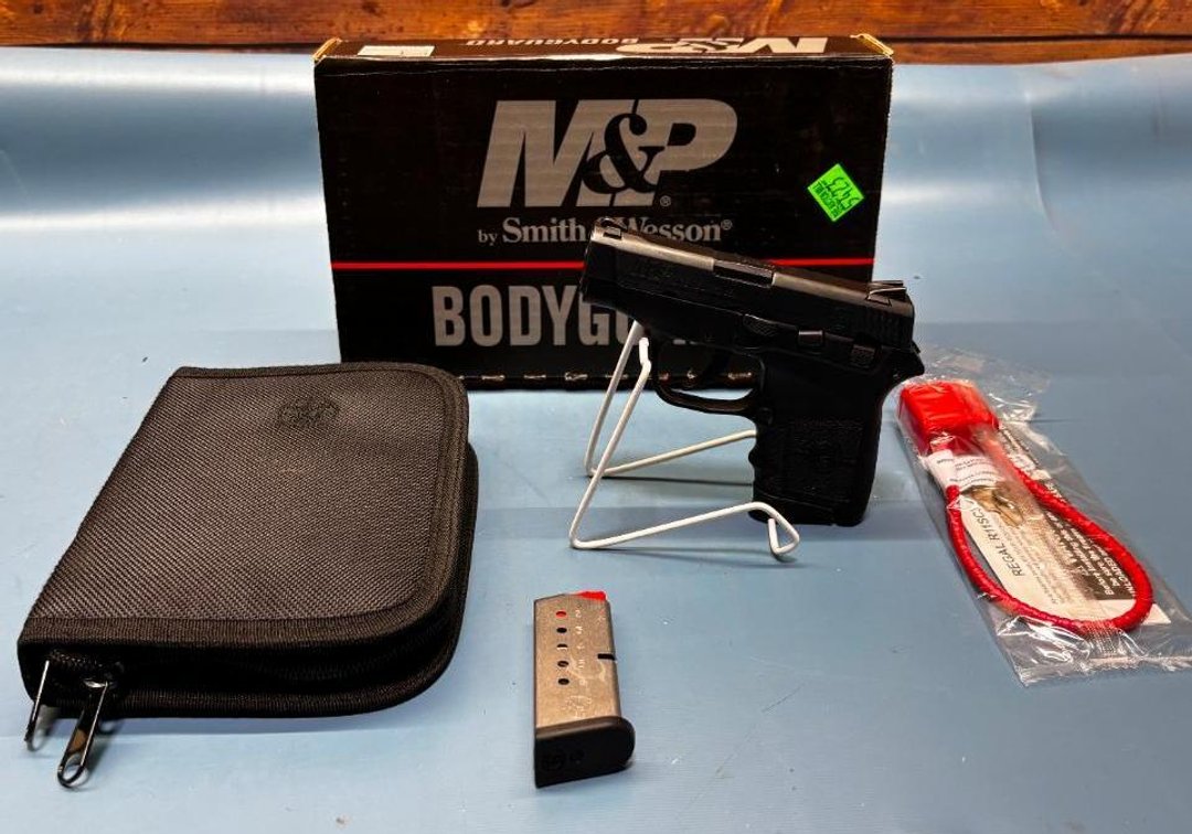 Smith & Wesson BG380 Semi Auto Pistol SN: KCL3571