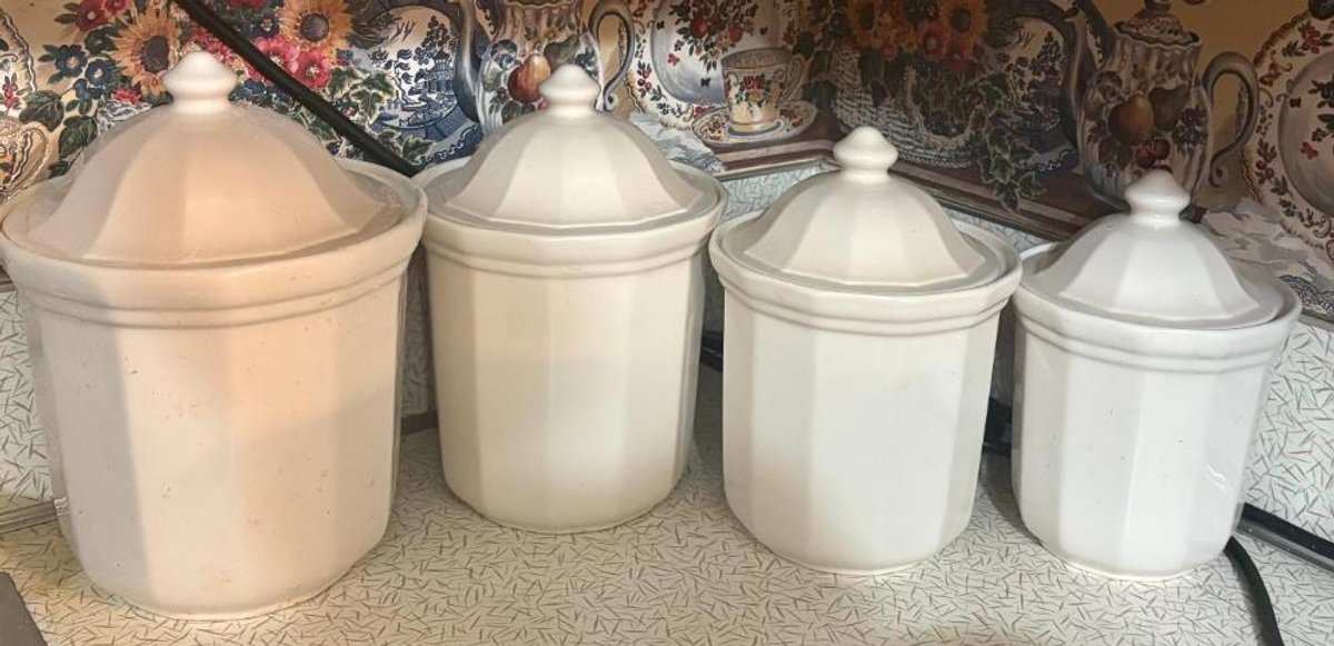 Pfaltzgraff Cannister Set