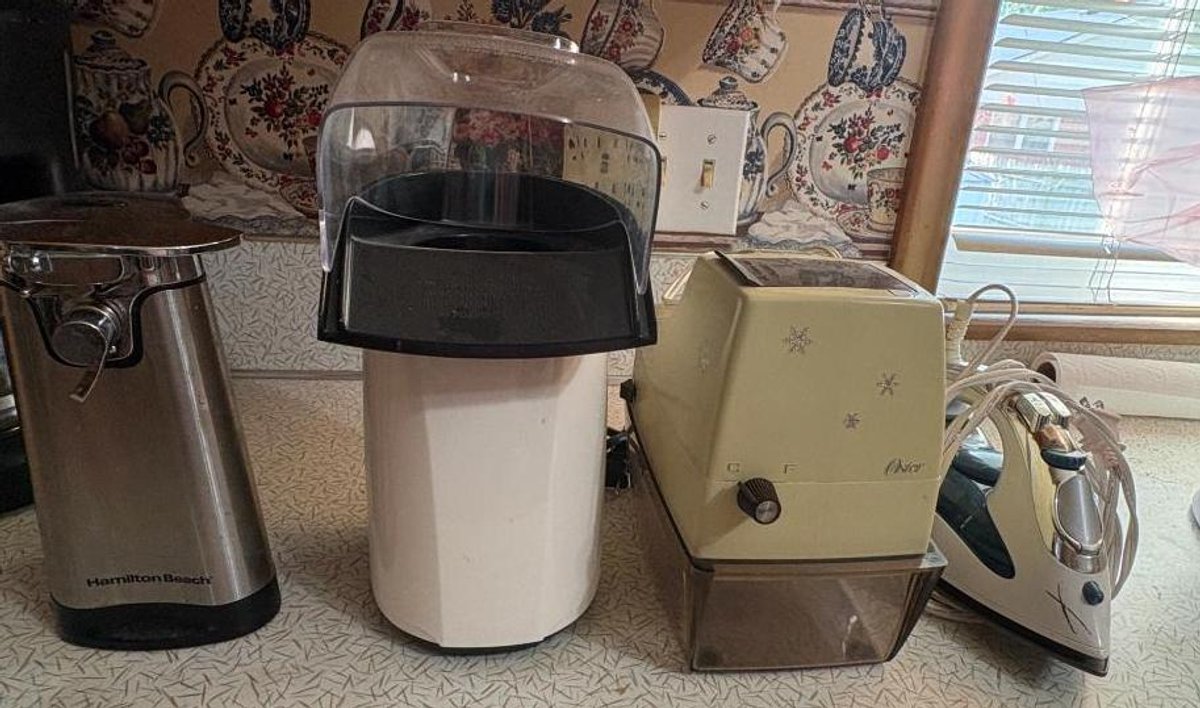 Household & Kitchen Appliances; Popcorn Popper, Hand Mixer, Can Opener, Iron