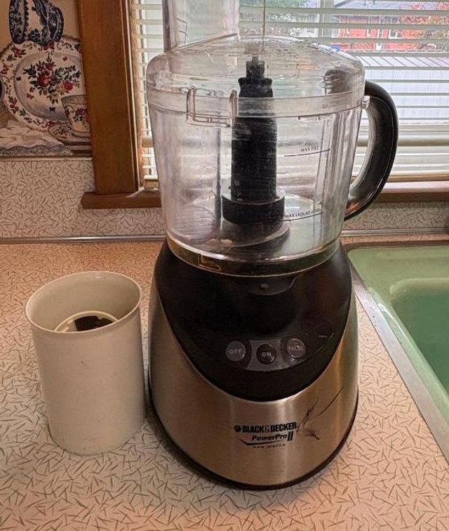 Black n Decker PowerPro II 500 Watt Food Processor