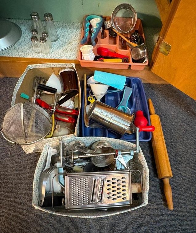 Large Group of Vintage Kitchenwares