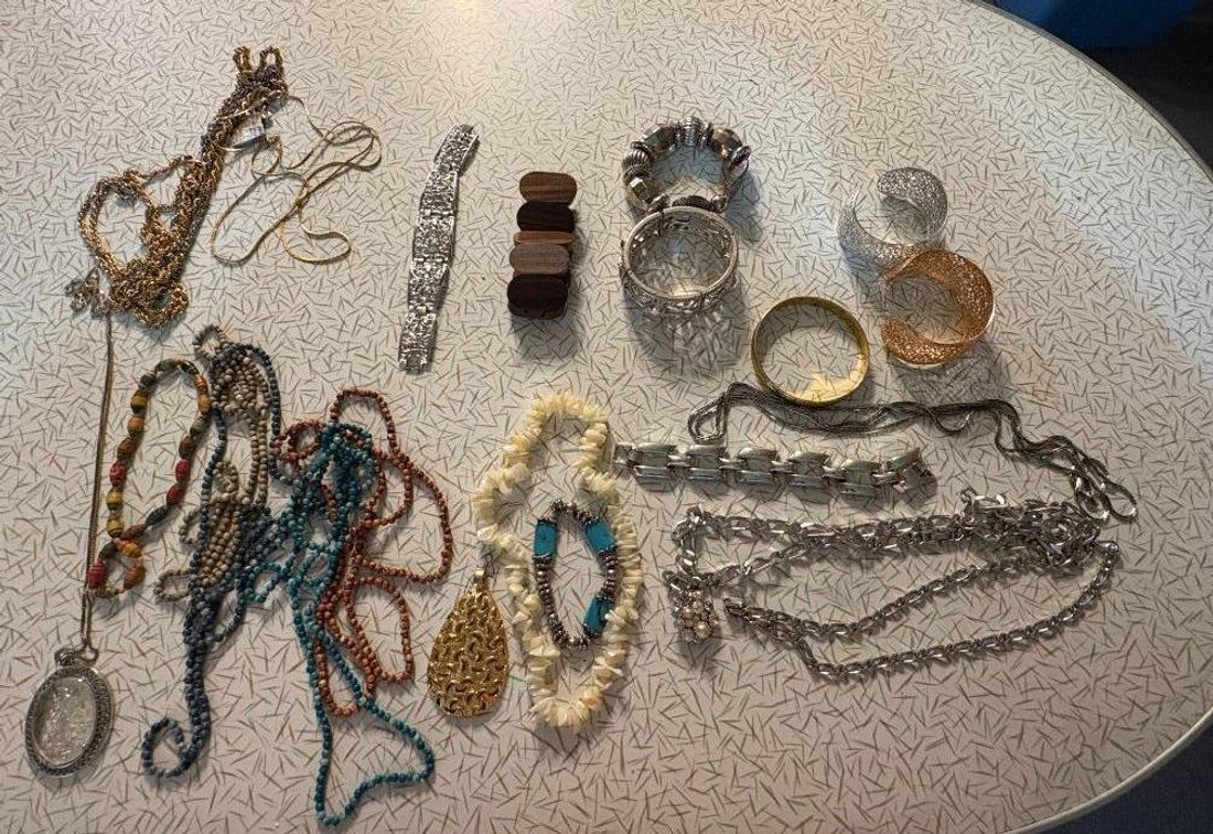 Vintage Jewelry, Beadwork, Bracelets