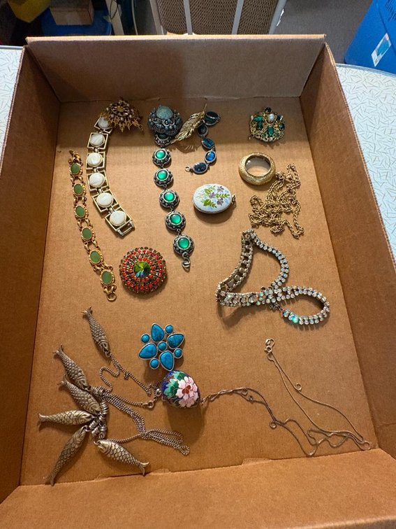 Vintage Costume Jewelry