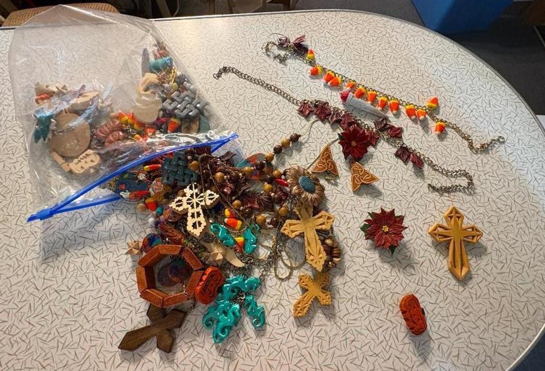Vintage Costume Jewelry