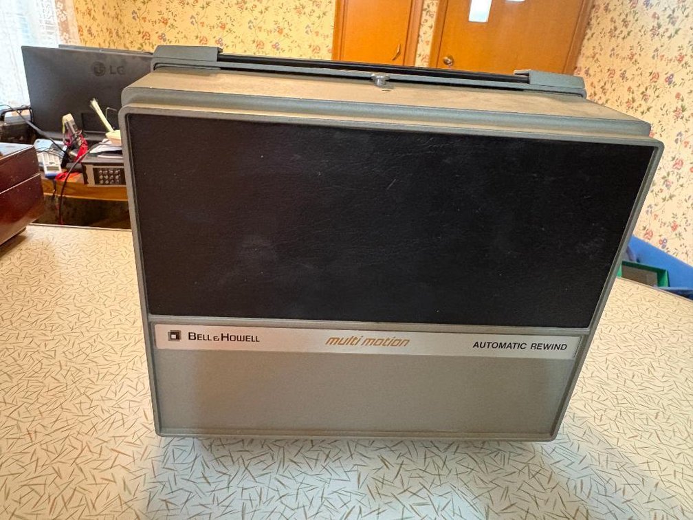 Bell & Howell Autoload Design 467A Made in USA
