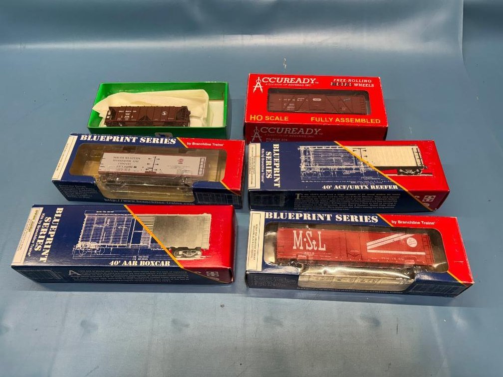 Lot of 6 HO Scale Model Trains in Box - See Images for Details