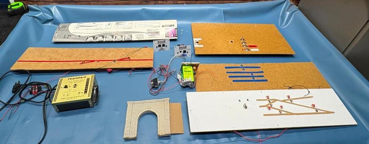 Trainpack HO Toy Transformer Model 100, Digitrax Loconet Interconnect Panels, etc