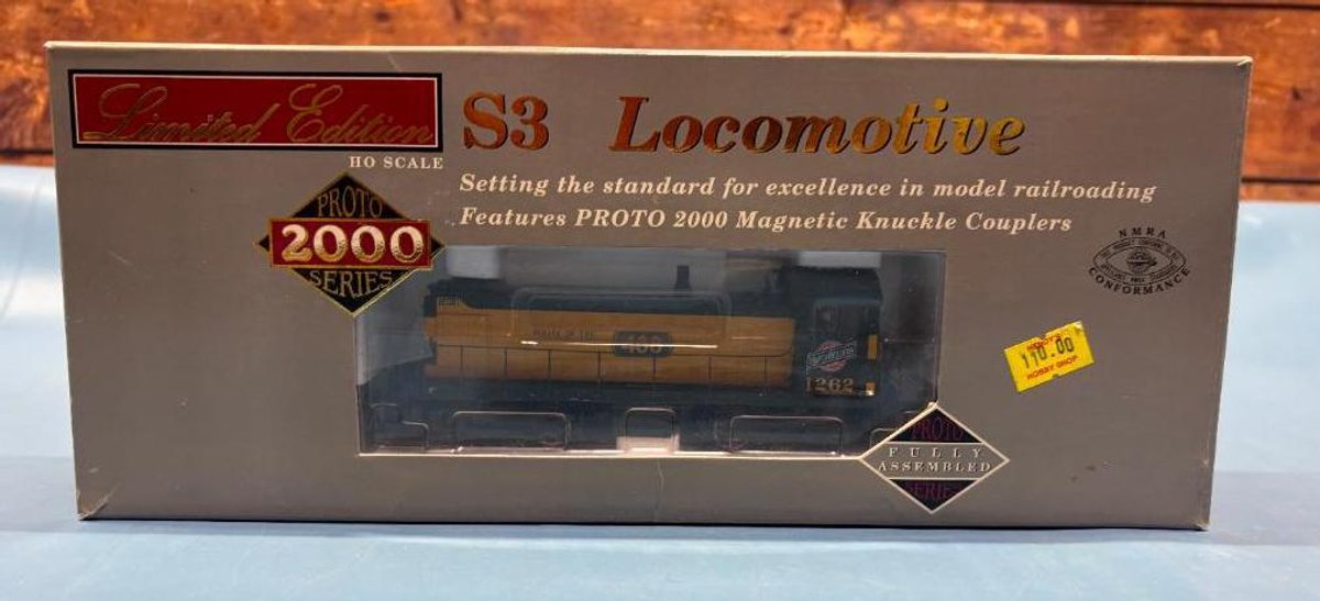 Proto 2000 Series HO Scale Alco S-3 Diesel Locomotive in Box