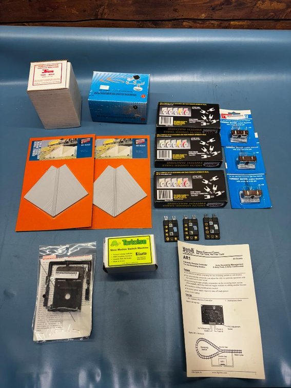 Model Train Electrical Parts & HO Scale Building Parts