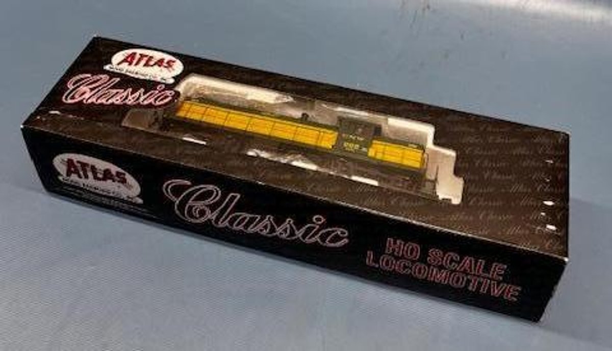 Atlas Classic HO Scale Locomotive ALCO RS-1 Chicago & Northwestern 222