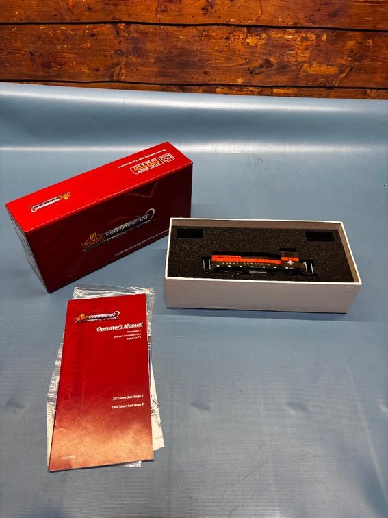 Broadway LTD Paragon 2 HO Scale EMD NW2 Switcher