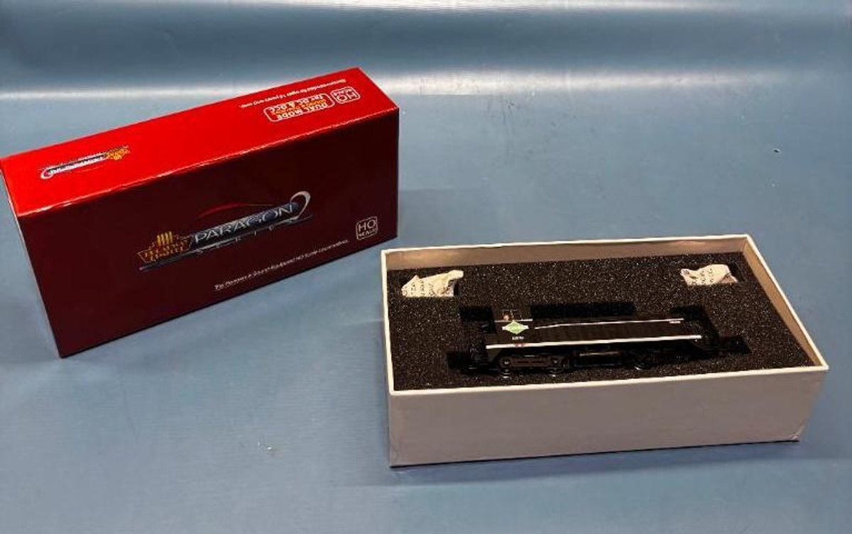 Broadway LTD Paragon 2 HO Scale EMD Switcher SW7 Phase 2 