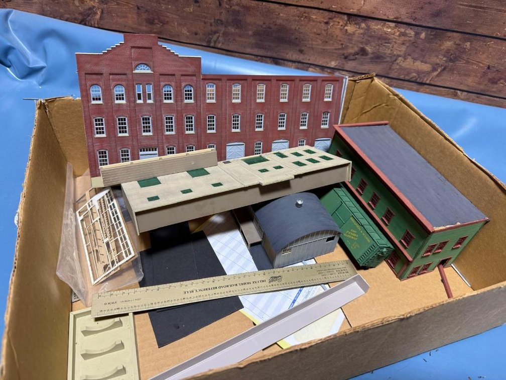 HO Scale Model Buildings