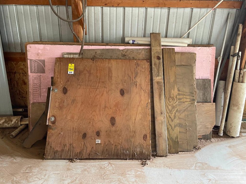 Lot 764