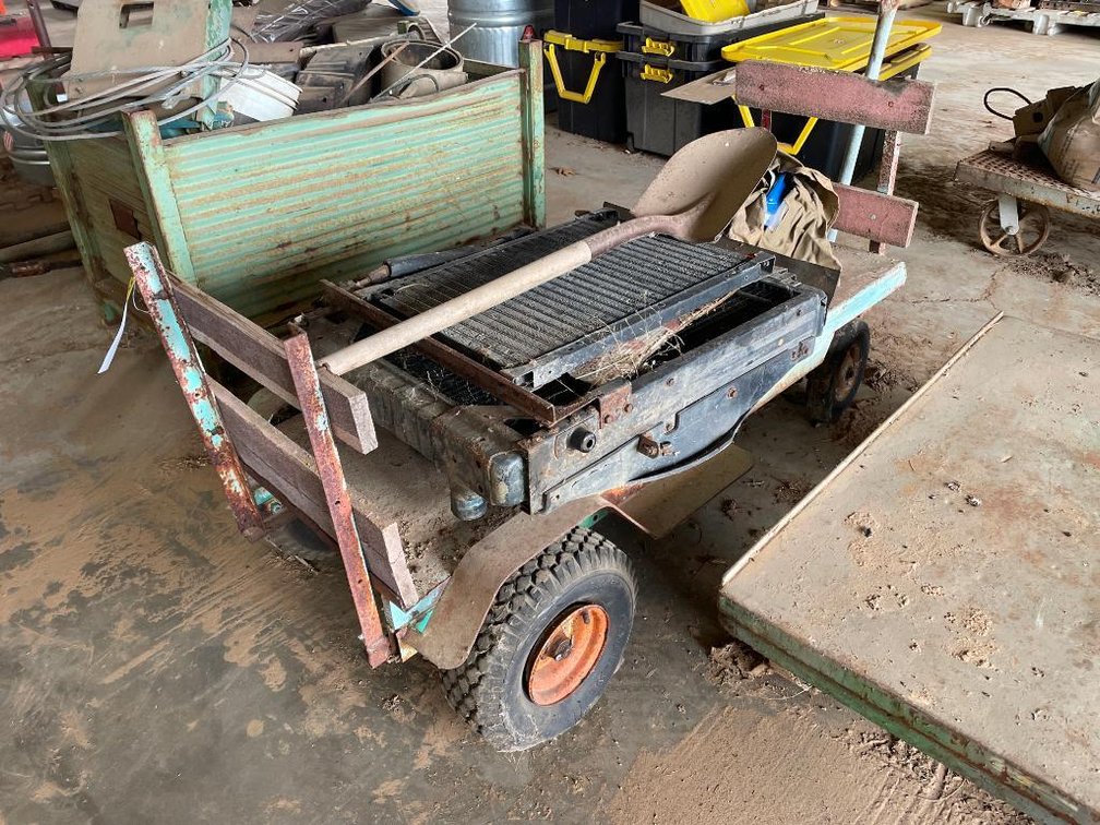 Lot 807