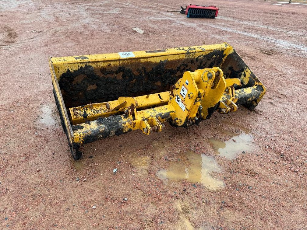 Lot 604