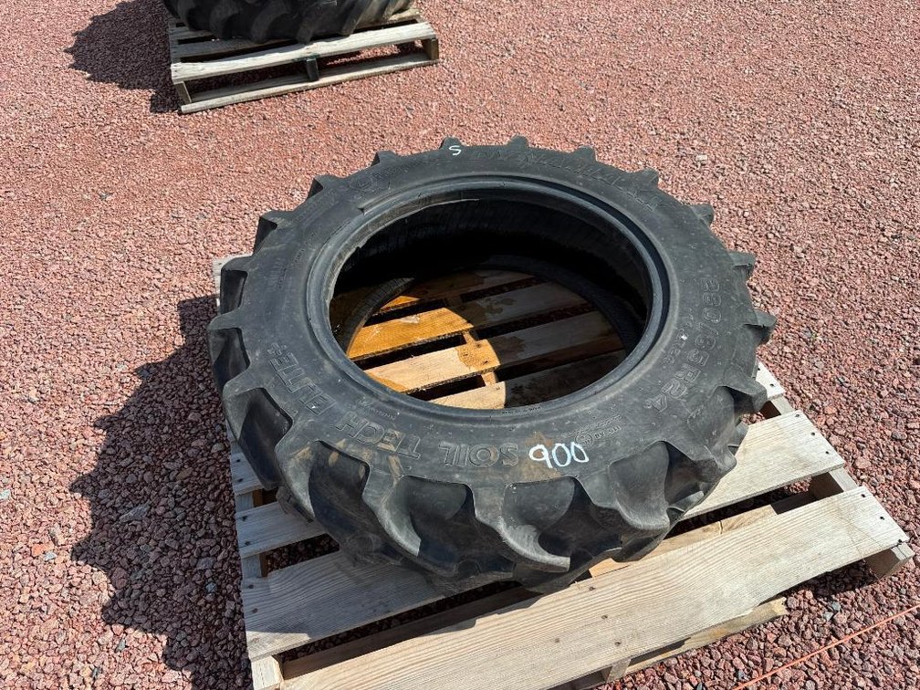 Lot 900