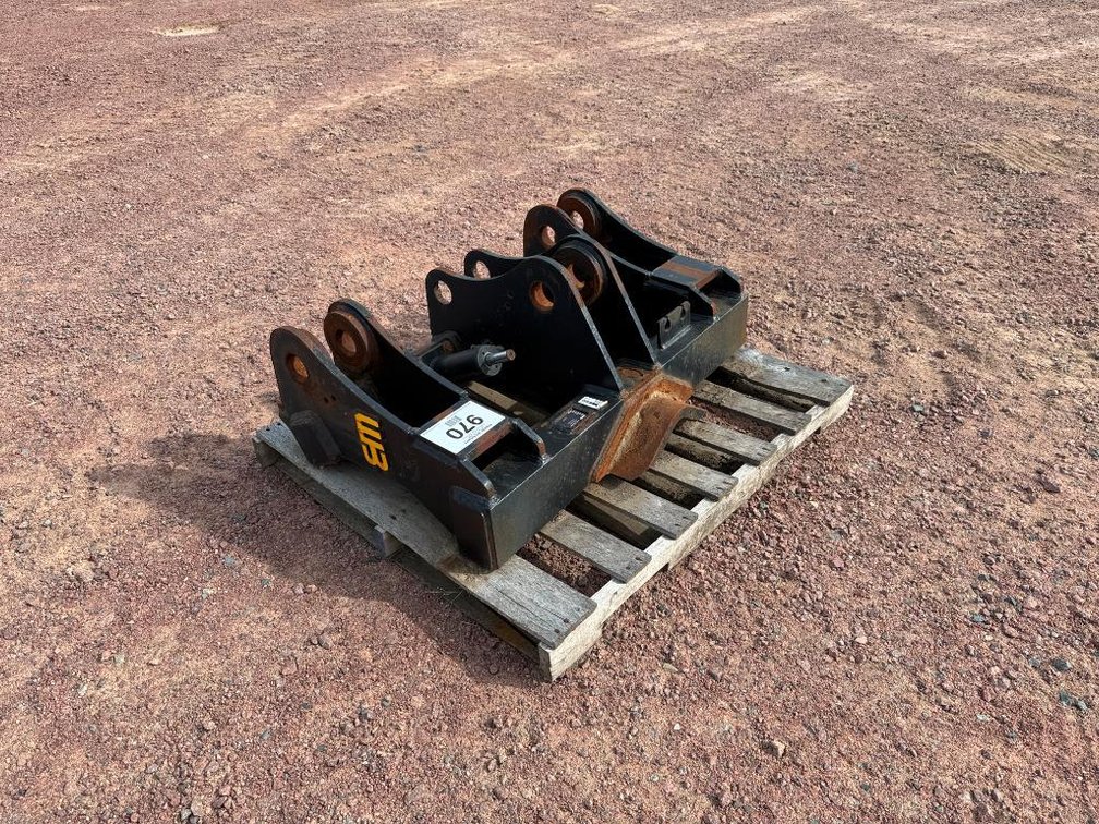 Lot 970
