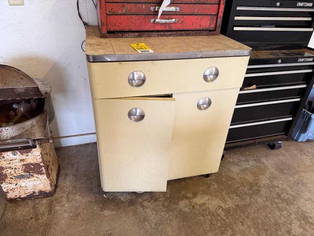 Lot 581