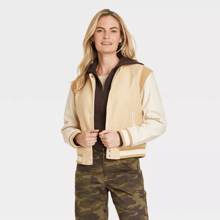 Women's Size Medium Shrunken Varsity Jacket - Universal Thread™