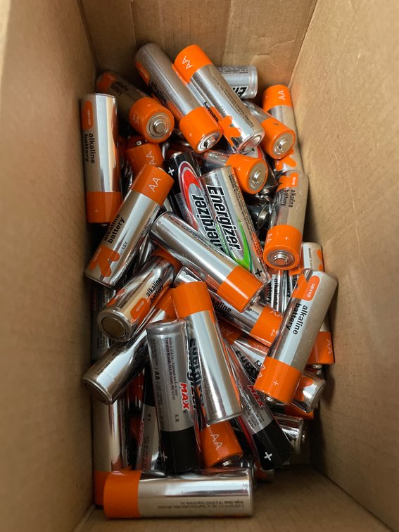 Set of 85 AA Batteries 