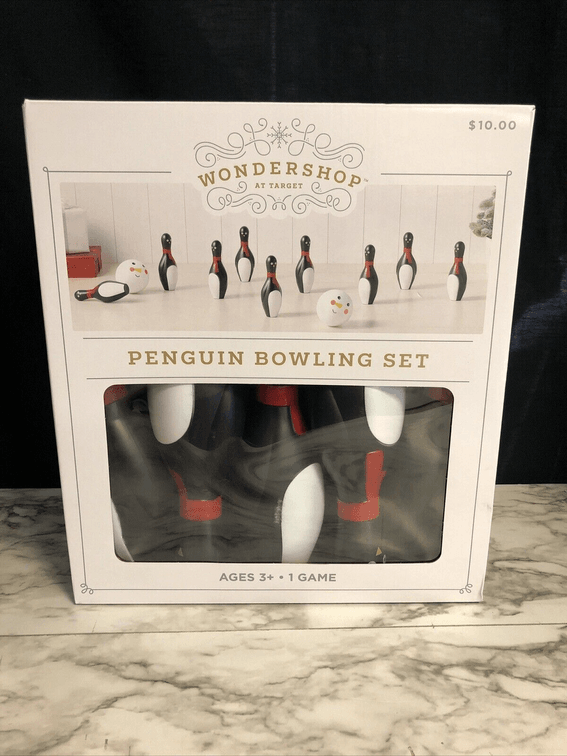 penguin-bowling-ball-and-pins-party-kit