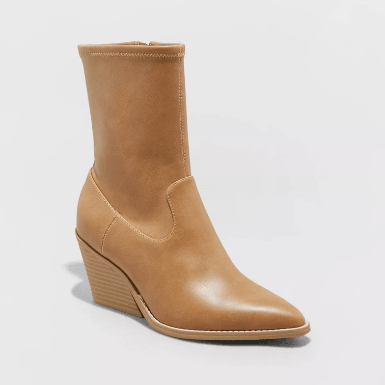 Women's Size 7 Aubree Ankle Boots with Memory Foam Insole - Universal Thread™