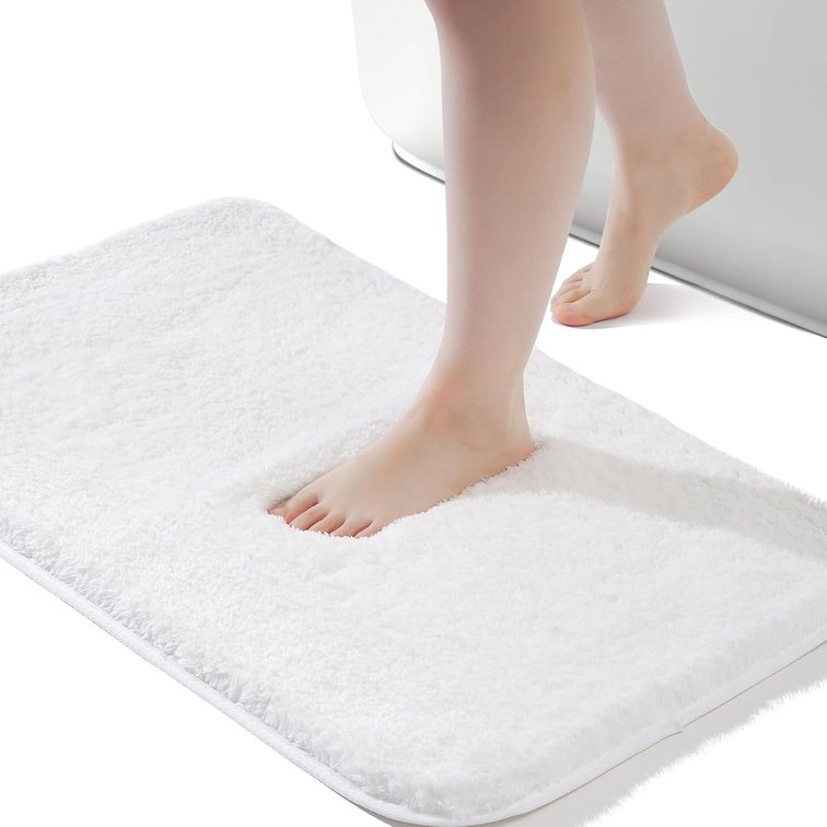 ROSMARUS Shaggy Bath Rug, White, 20"X32"