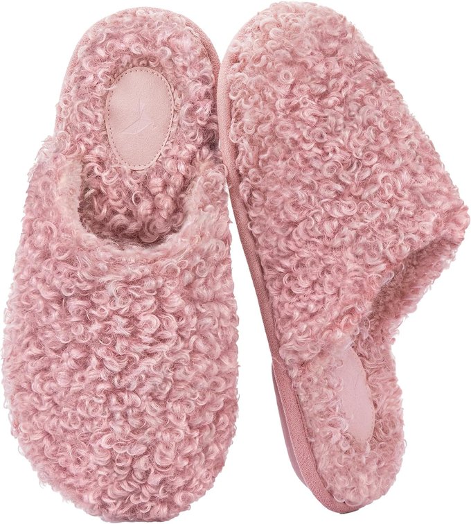 size medium - RockDove Women's Twirl Fleece Cozy Indoor Scuff Slippers