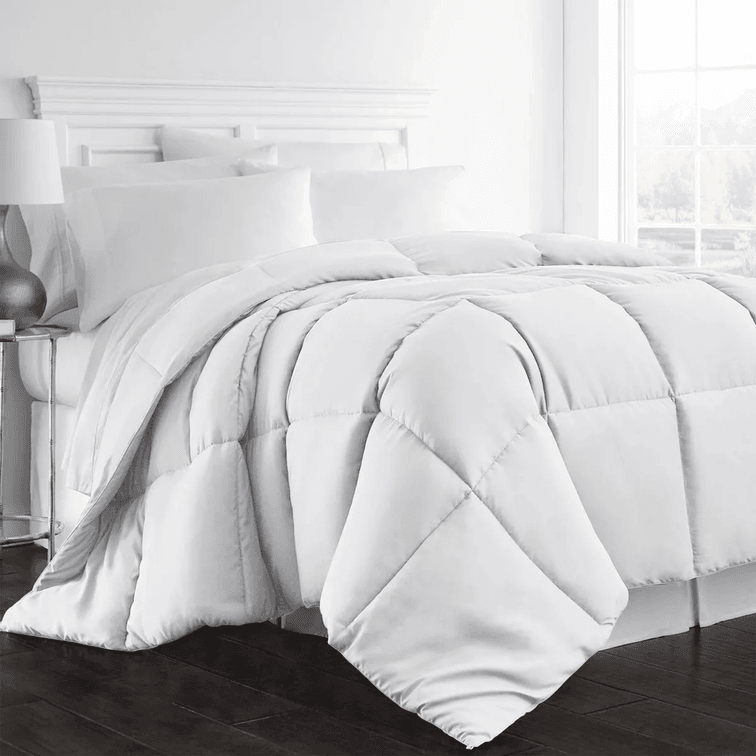 TWIN Beckham Hotel Collection Goose Down Alternative Lightweight Comforter 1300 Series
