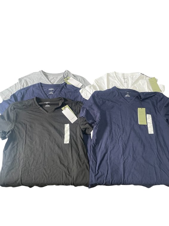 Set of 5 Size Medium Men's Goodfellow V Neck T Shirts