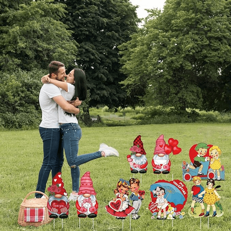 Valentine's Yard Signs with Stakes Decorations