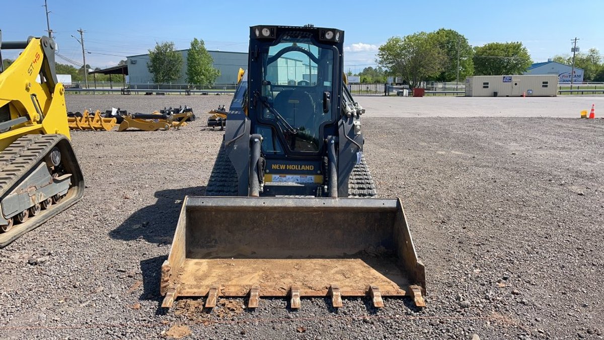 NEW HOLLAND C327 TRACK SKID STEER