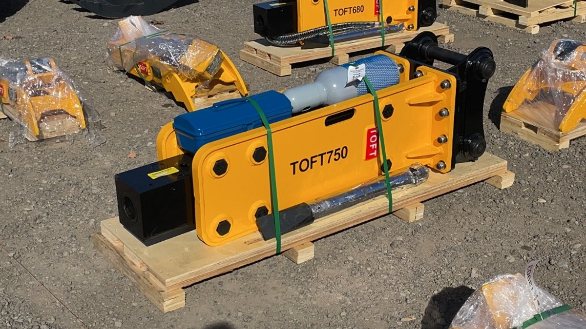 UNUSED TOFT 750 EXCAVATOR BREAKER