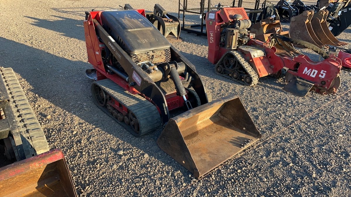 TORO TX-427 DINGO