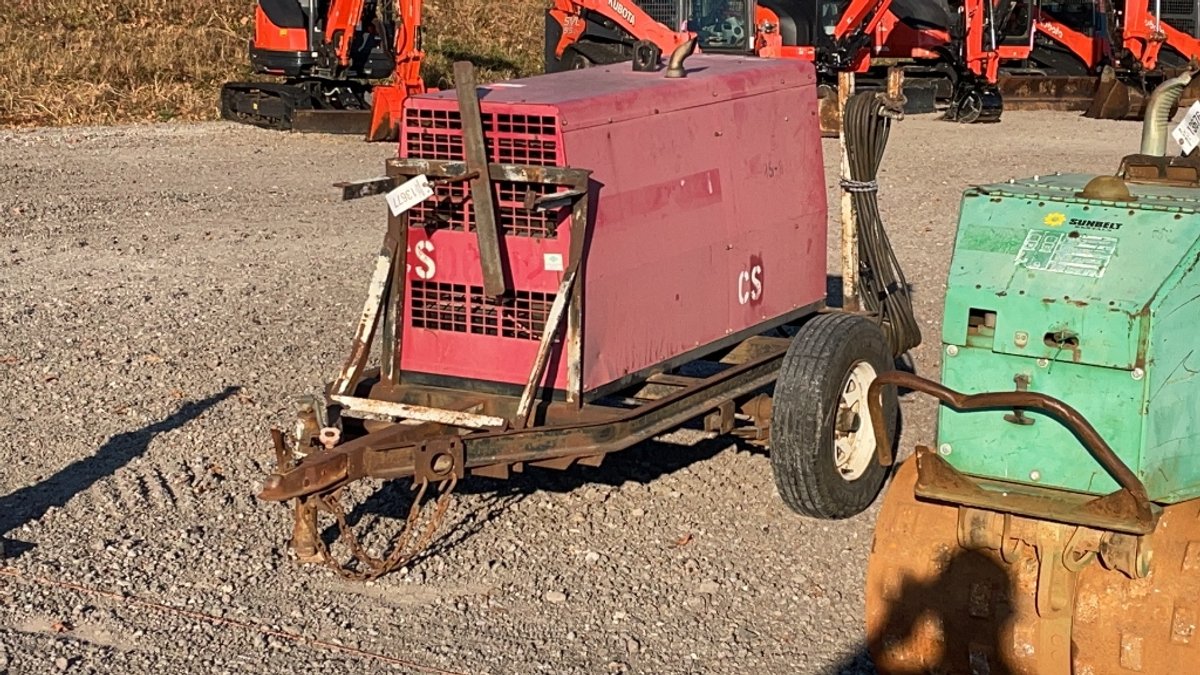 LINCOLN RANGER 10-LX TOWABLE WELDER