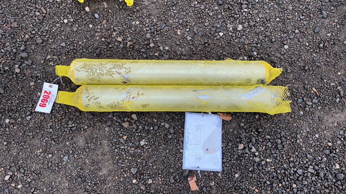 QTY 2) 100 MM X 750 MM EXCAVATOR BUCKET PINS