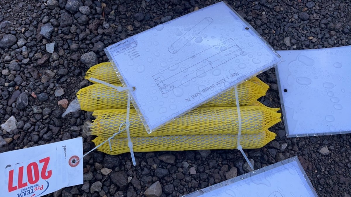 QTY 6) 35 MM X 225 MM EXCAVATOR BUCKET PINS